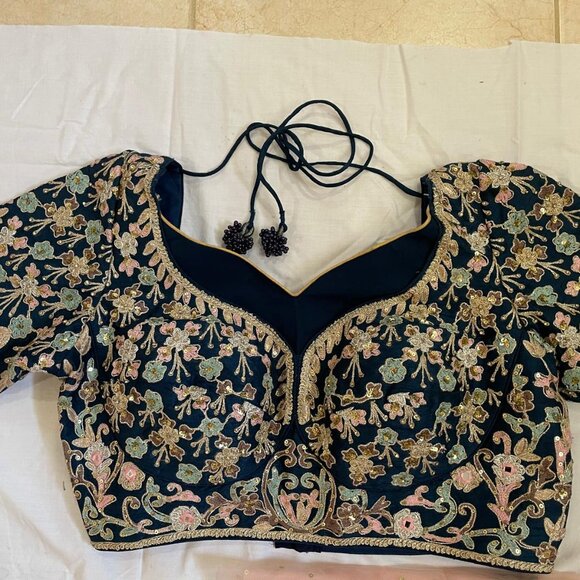 Pink and Navy Blue Lehenga Set - Picture 5 of 7